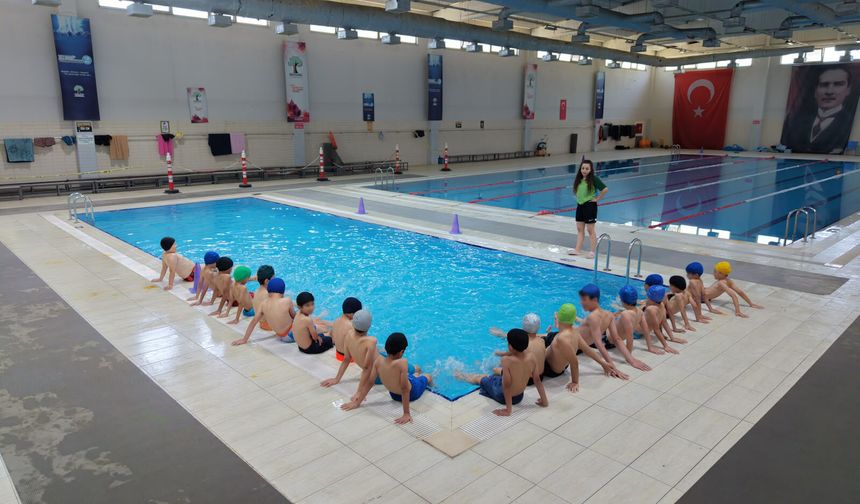 ŞEHİTKAMİL BELEDİYESİ, KORUMA ALTINDAKİ ÇOCUKLARI SPORLA BULUŞTURUYOR