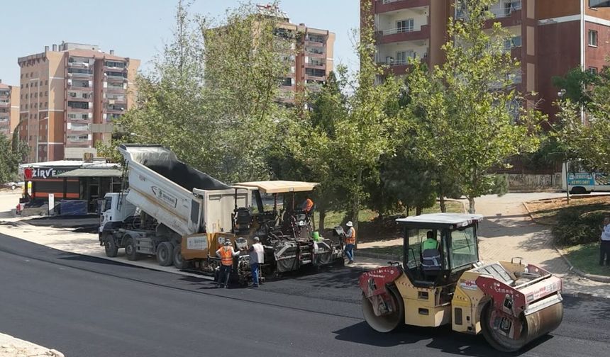 ŞEHİTKAMİL’DE YOL SEFERBERLİĞİ SÜRÜYOR