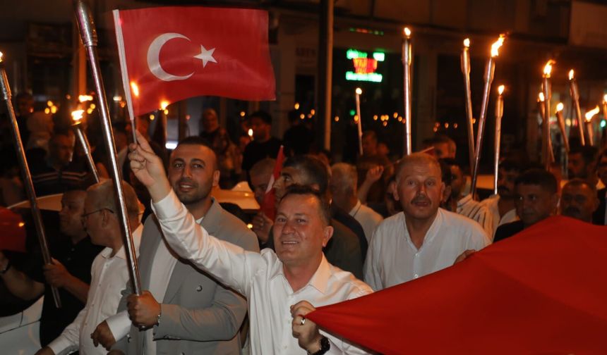 Nizip’ten 20 bin ışık yükseldi