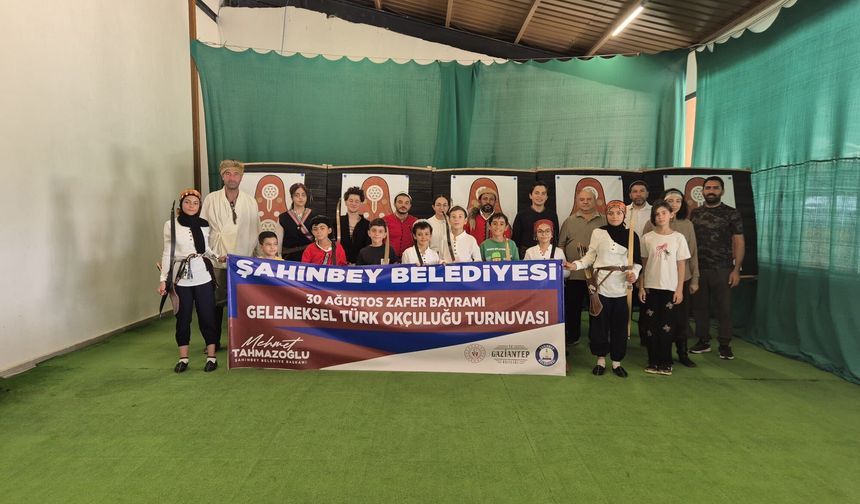 ŞAHİNBEY’DE ZAFERİN COŞKUSU SAHALARA TAŞINDI