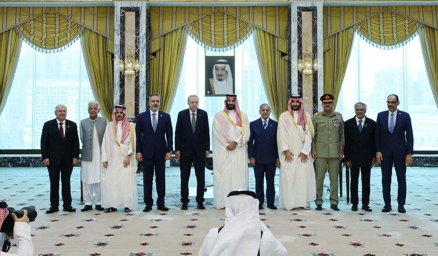 Türkiye, Suudi Arabistan ve Pakistan'dan Tarihi Savunma Anlaşması
