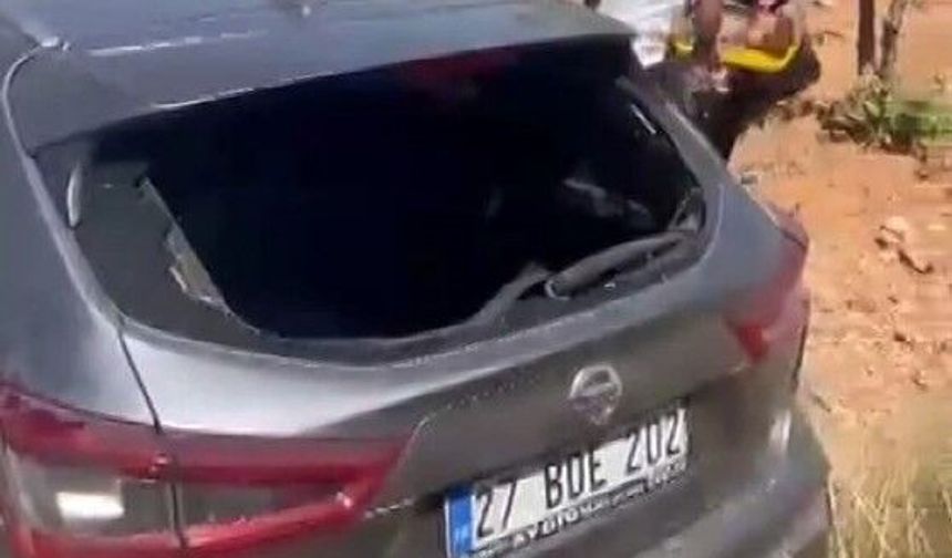 Gaziantep'te otomobiller kafa kafaya çarpıştı: 1'i ağır 3 yaralı