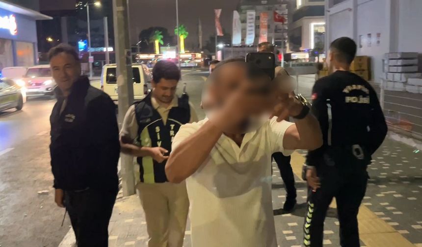 Alkollü sürücüden ilginç hareketler