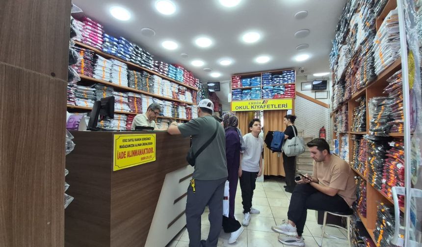 Okul kıyafetlerinde yeni dönem