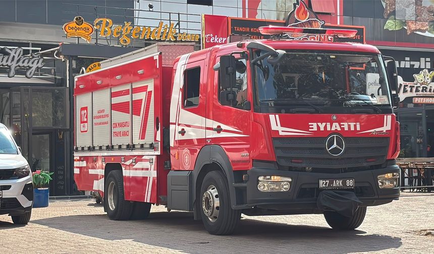 Gaziantep'te lokanta bacasında çıkan yangın söndürüldü