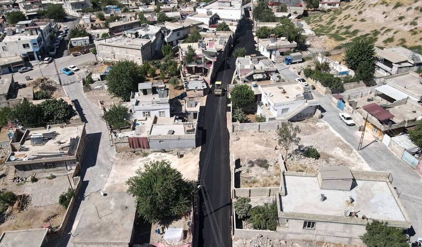 Gaziantep Büyükşehir Belediyesi'nden Araban'a ilk sıcak asfalt