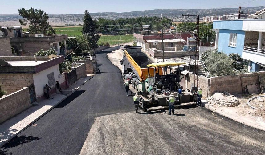 Büyükşehir'in Araban’da sıcak asfalt çalışması sürüyor