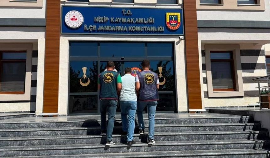 Kesinleşmiş 10 yıl cezayla aranan 2 şüpheli yakalandı