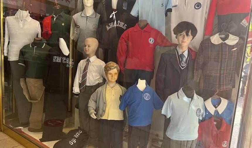 Gaziantep’te Okul Kıyafetlerinde Yeni Fiyatlar Dikkat Çekti