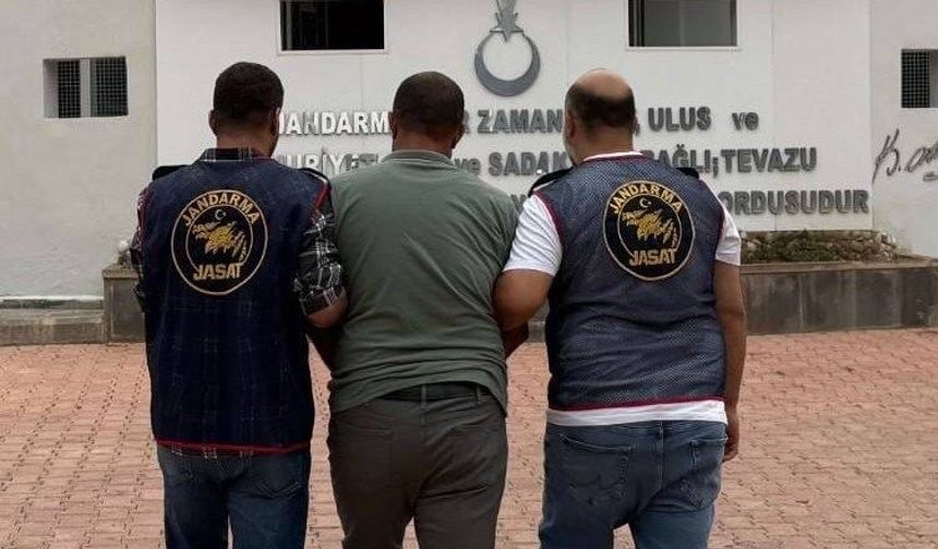 Kesinleşmiş 27 yıl cezayla aranan şahıs yakalandı