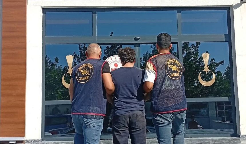 Kesinleşmiş 28 yıl cezayla aranan şahıs yakalandı