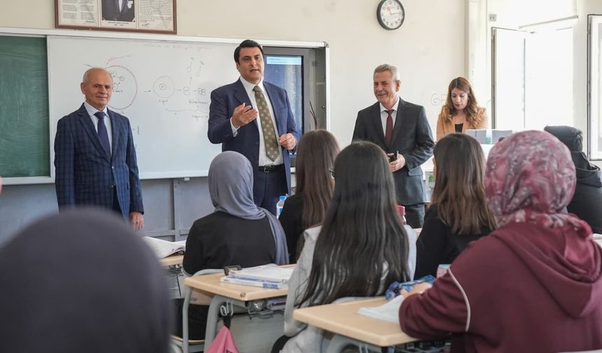 Şehitkamil’de Eğitim İçin Büyük Destek: Başvurular Devam Ediyor