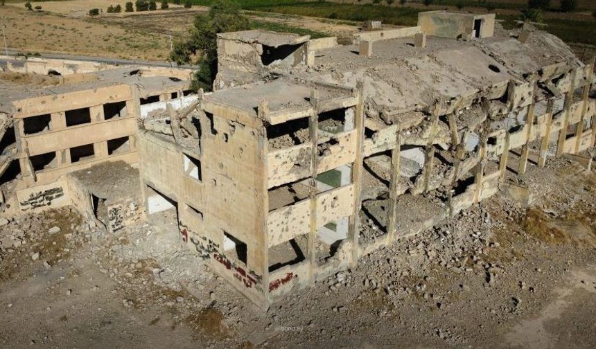 Deyrizor’da Yıkılan Okullar İçin Onarım Planı Açıklandı
