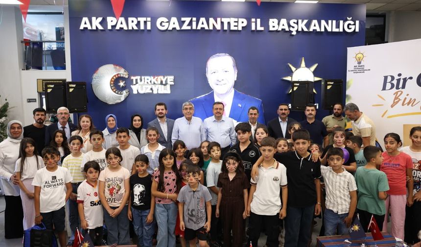 AK PARTİ GAZİANTEP’TEN EĞİTİME GÖNÜLDEN DESTEK