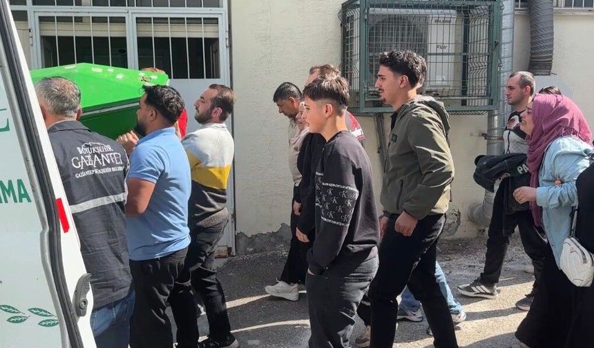 Bıçaklanarak öldürülen Muhammed'in cenazesi teslim edildi
