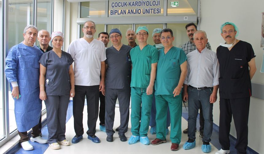 Çocuk kalp tedavisinde Türkiye’de bir İlk GAÜN Çocuk Hastanesinde gerçekleştirildi