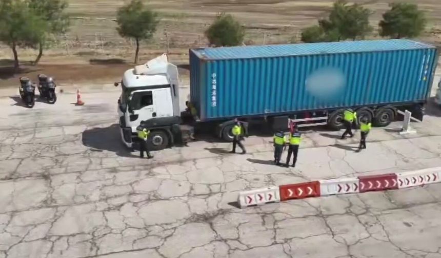 Gaziantep’te Trafik Güvenliği İçin Lastik Denetimi