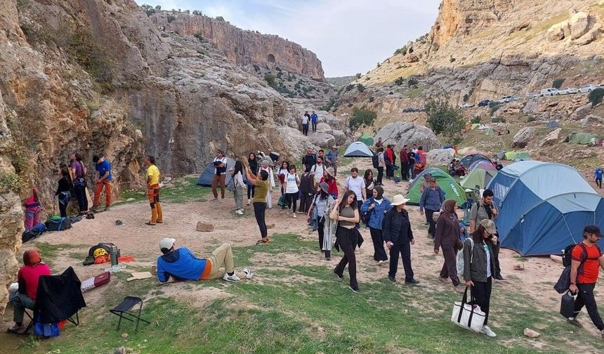 Tırmanış sporcuları ve doğaseverler Köklüce Tırmanış Festivali'nde buluştu
