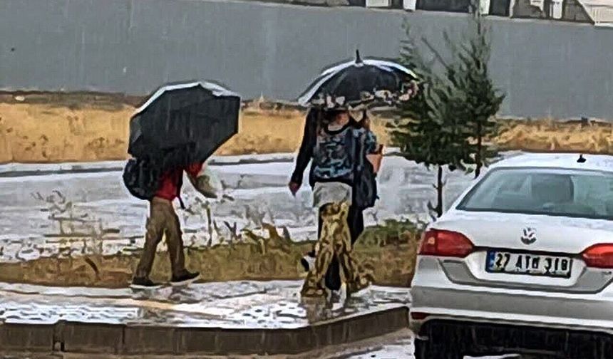 Araban’da sağanak etkili oldu