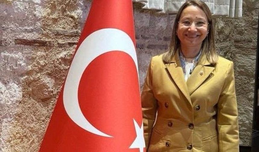 Derya Bakbak: “Cumhuriyetimizin Kazanımlarını Milletimizle Birlikte Büyüttük”