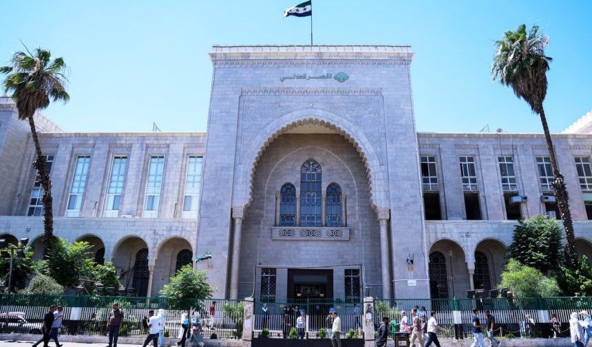 Şam’da Savaş Suçlarıyla Suçlanan 3 Sanığın Davası Görüldü