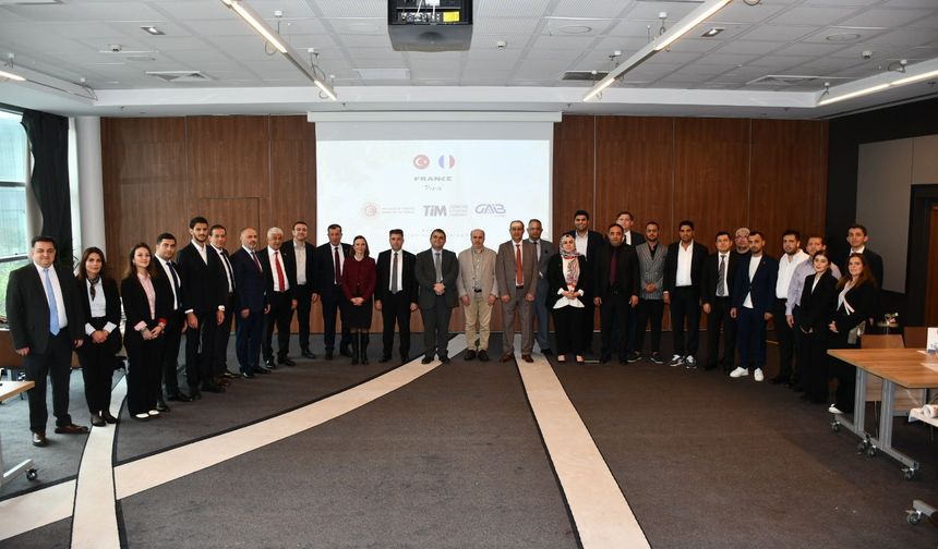 Gaziantepli Halıcılar Fransa'da Temaslarda Bulundu