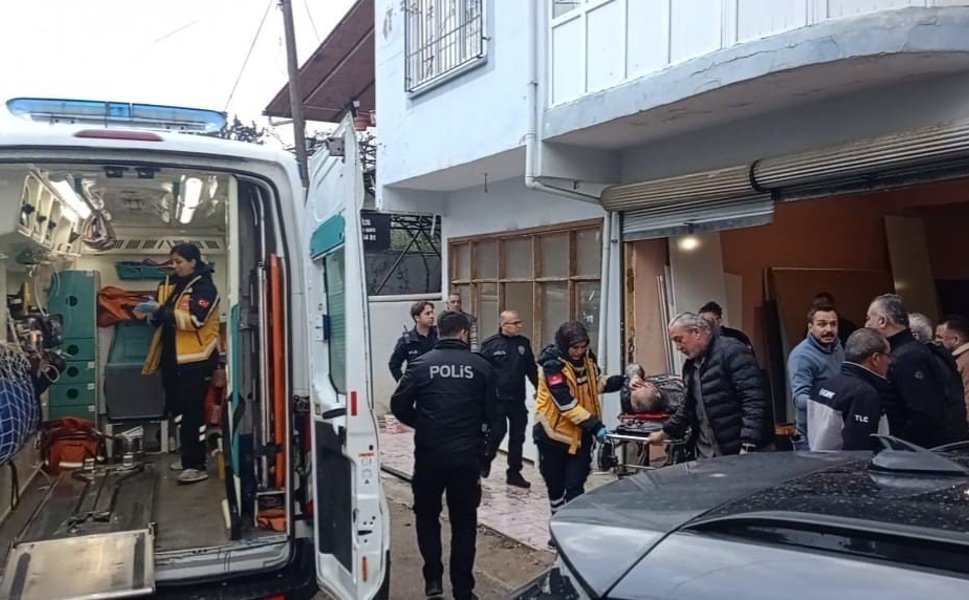İş yerinde silahlı kavga: 2 yaralı