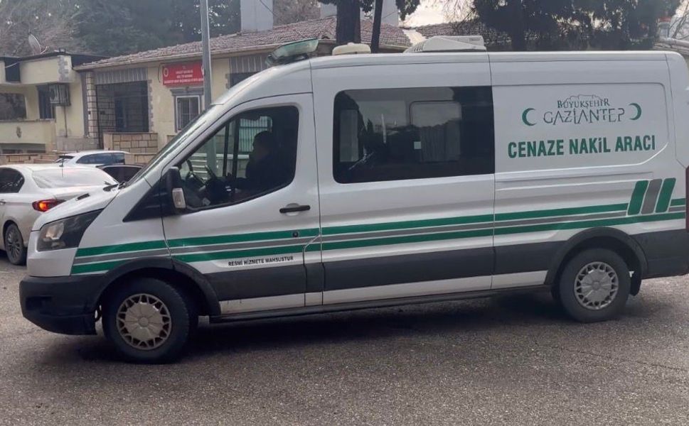 Kontrolden çıkarak takla atan aracın genç sürücüsü hayatını kaybetti