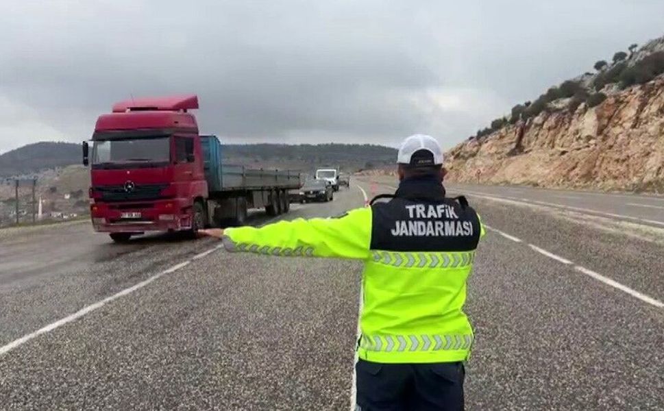 Jandarma Bayramda Göz Açtırmadı: 119 Kişi Yakalandı