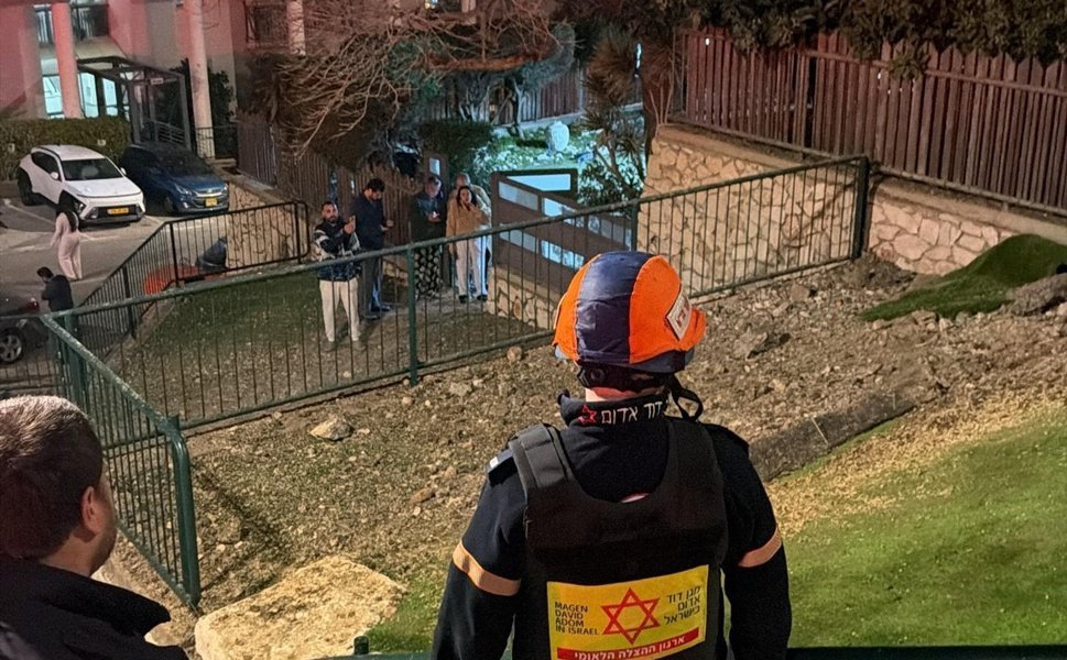 İran’dan İsrail’e Füze Saldırısı