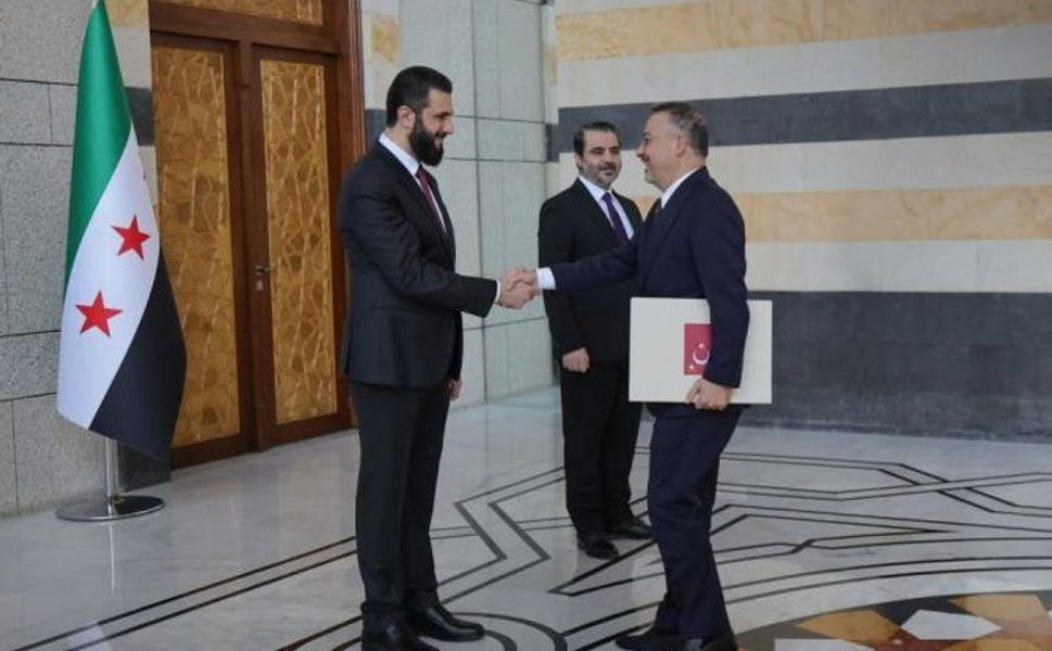 El-Şara, Türkiye’nin Suriye Büyükelçisi Nuh Yılmaz’ın Güven Mektubunu Teslim Aldı