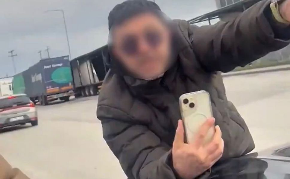 İpsala Sınır Kapısı’nda Gerginlik: Kadın Sürücüye Tepki