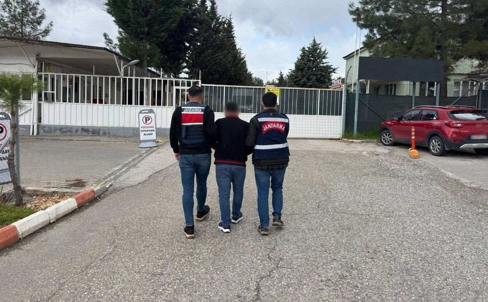 Gaziantep'te jandarmadan yasadışı bahis operasyonu: 2 şahıs tutuklandı