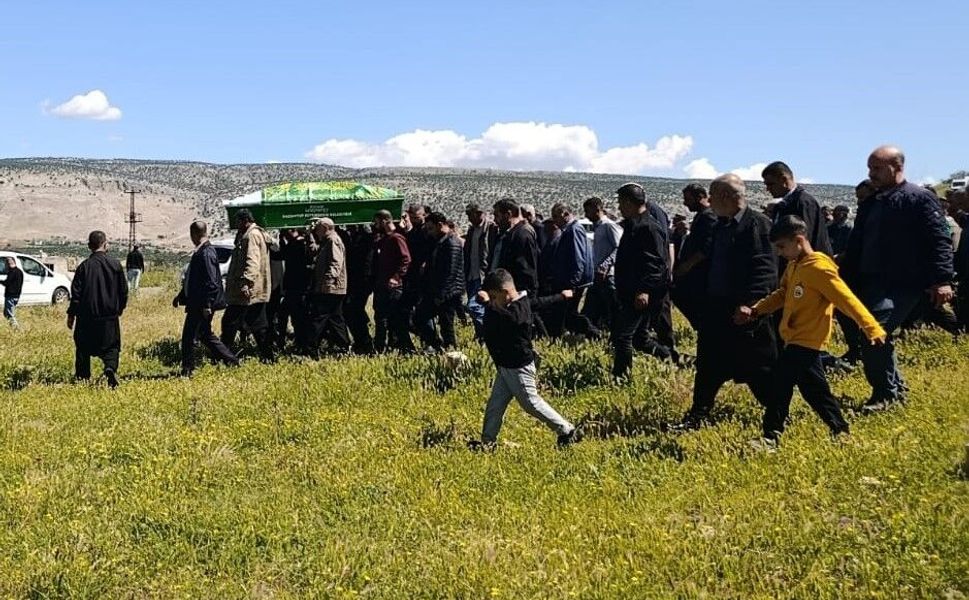 Gaziantep'te acı kaza: Geri manevra yaparken 1,5 yaşındaki torununu ezdi