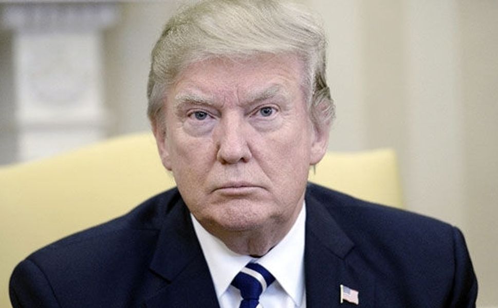 Trump, oğlunun düğününe katılmayacak
