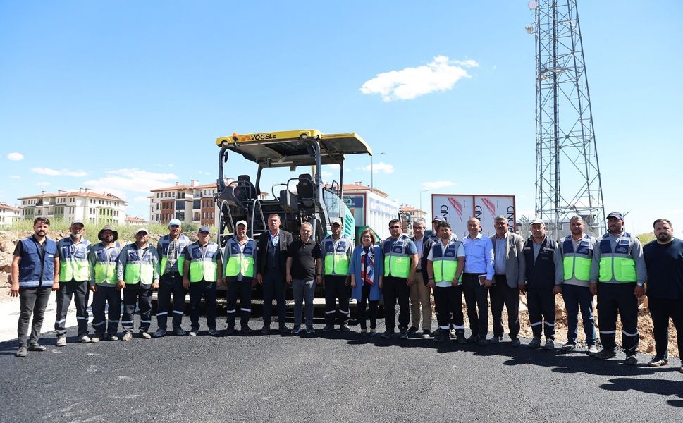 Gaziantep Büyükşehir asfalt sezonunu açtı