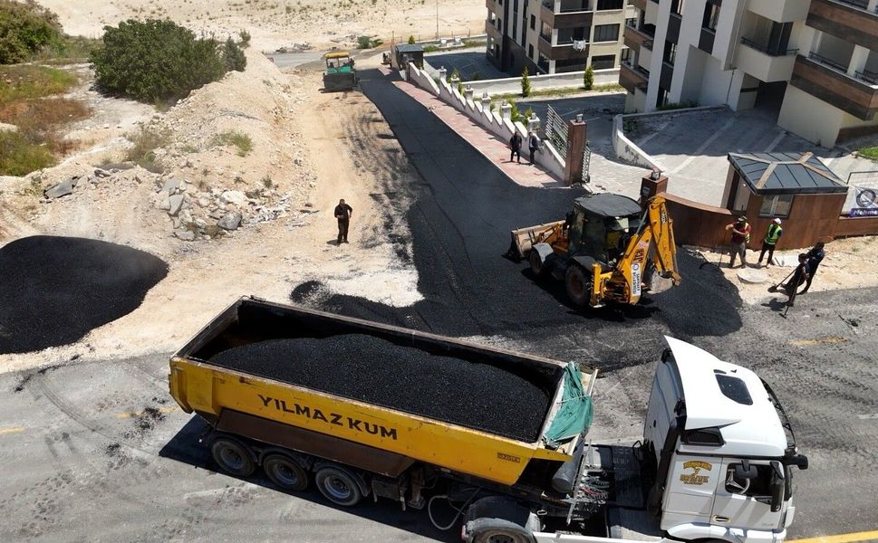 Şahinbey’de konforlu ulaşım için asfalt çalışmaları yapılıyor