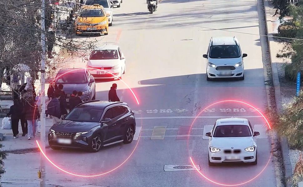 Gaziantep'te yayalara öncelik vermeyen 240 sürücüye 1 milyon 358 bin TL ceza