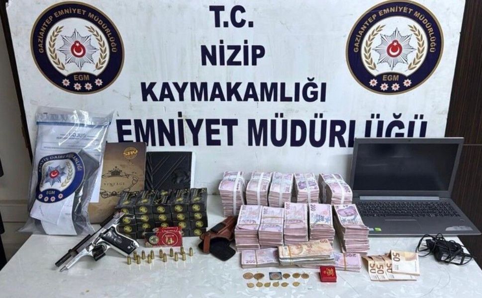 Gaziantep’te 43 kişiyi 300 milyon TL dolandıran 3 şahıs yakalandı