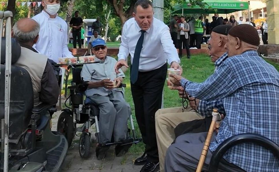 Başkan Doğan: "Aşure Birlik ve Beraberliğin Simgesidir"