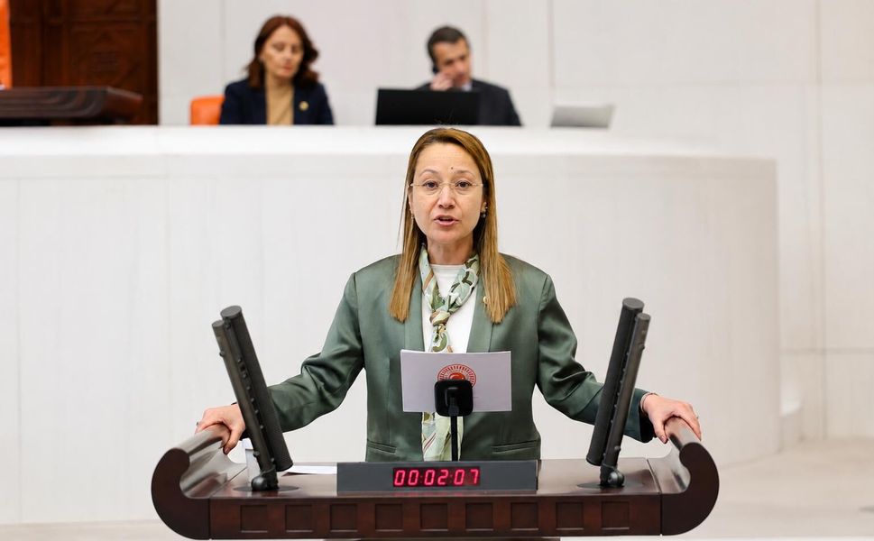 BAKBAK: “TÜRKİYE, İKLİM DEĞİŞİKLİĞİYLE MÜCADELEDE DÜNYAYA ÖRNEK BİR MODEL SUNMAKTADIR”