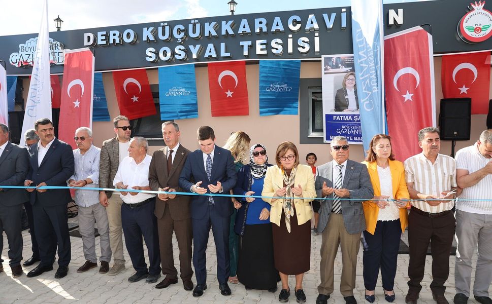 GAZİANTEP BÜYÜKŞEHİR VE OĞUZELİ BELEDİYESİ İŞ BİRLİĞİYLE DERO KARACAVİRAN’A SOSYAL TESİS