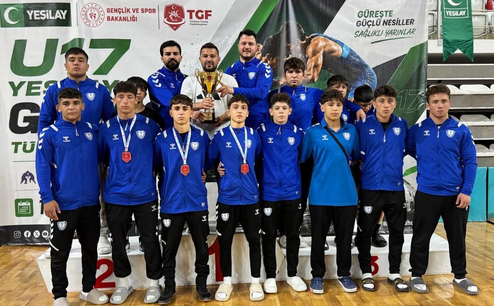 ŞAHİNBEYLİ GÜREŞÇİLERDEN TÜRKİYE KUPASI’NDA BÜYÜK BAŞARI