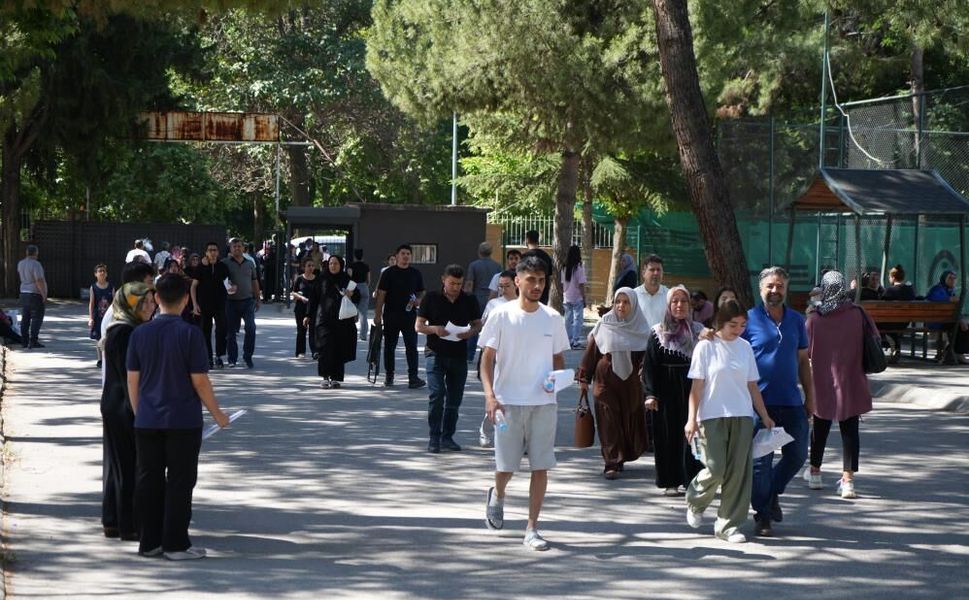 Gaziantep’te YKS heyecanı devam ediyor