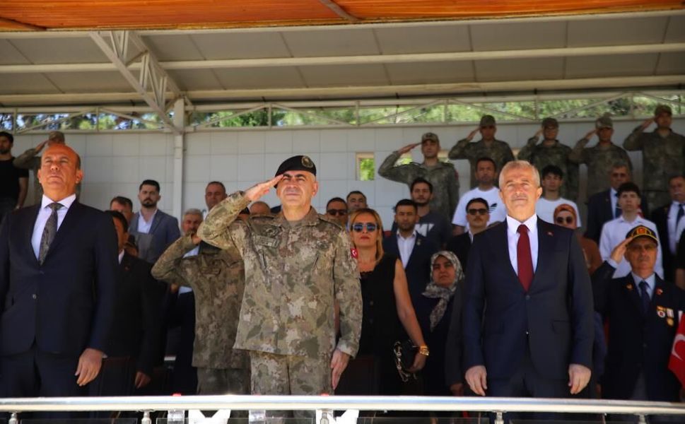 Gaziantep'te Türk Kara Kuvvetlerinin 2235'inci kuruluş yıl dönümü törenle kutlandı