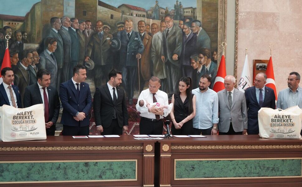 MÜSİAD Gaziantep Şubesi "Aileye bereket, çocuğa destek" protokolünü imzaladı