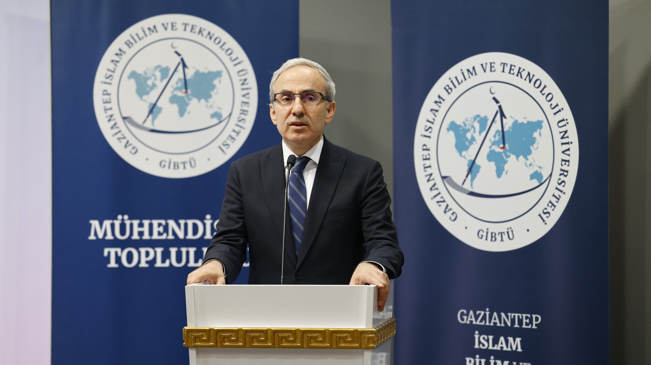 2A5791F0 9163 44E3 8825 E6D2A46E7530