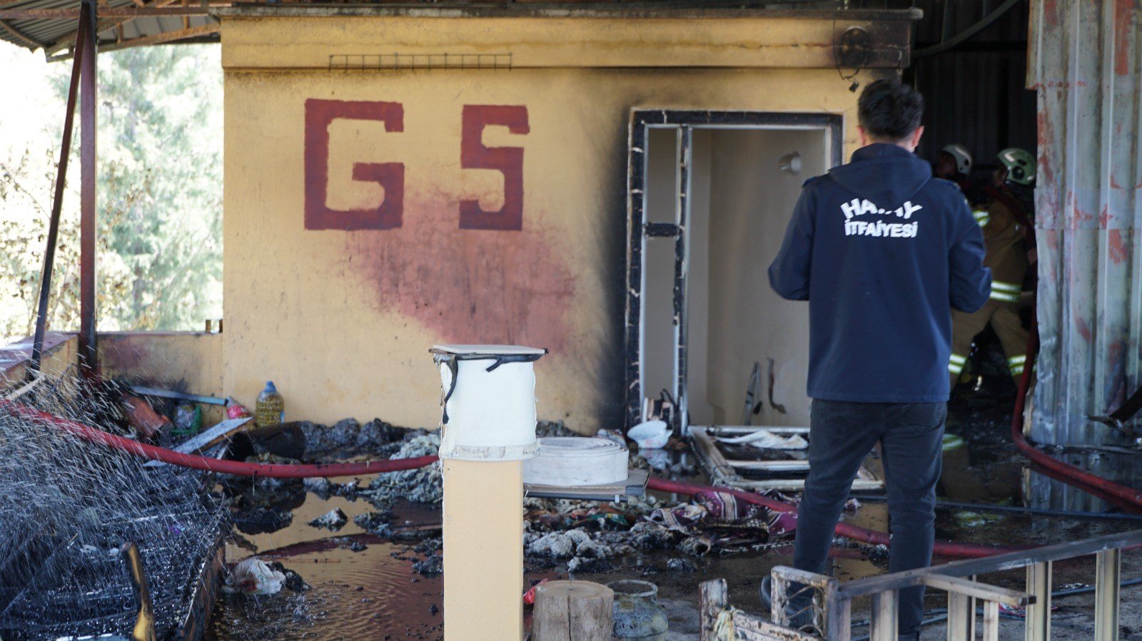 Evde meydana gelen patlama paniğe neden oldu