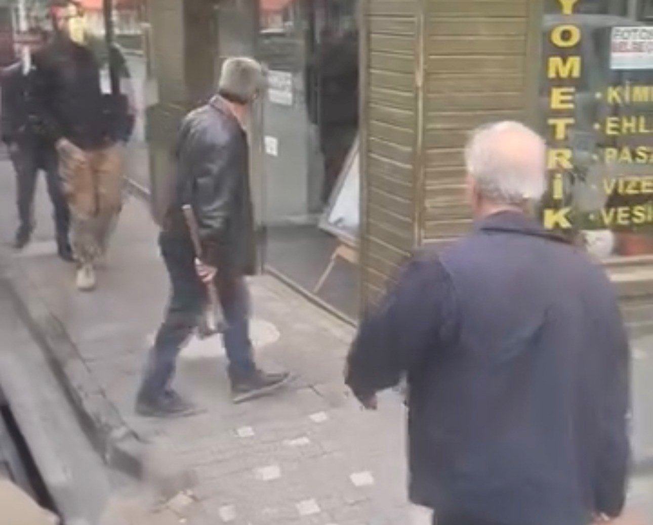 Bursa'da trafikte baltalı d*hşet