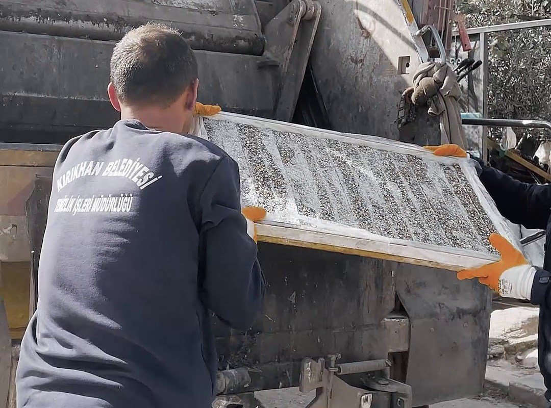 Halk Sağlığıyla Oynayan Kaçak İmalathane